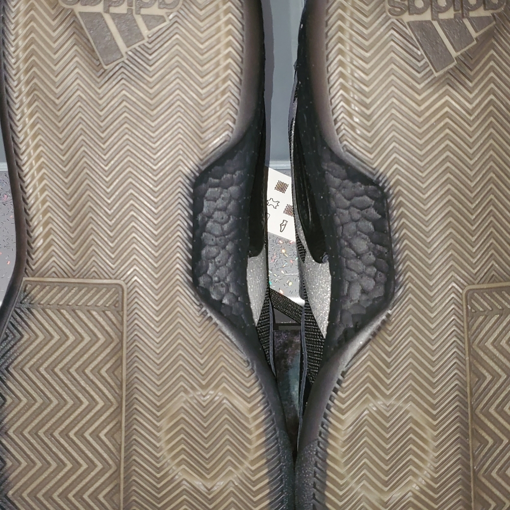 Adidas - Picture 5 of 5